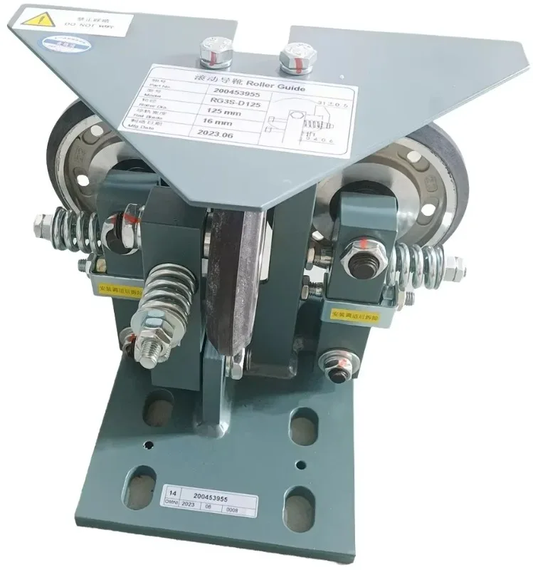 High-Speed Elevator Guide Wheel Assembly Set RG3S-D125 Base with 4 Holes 125x22x6303 Elevator Spare Parts Guide Shoe