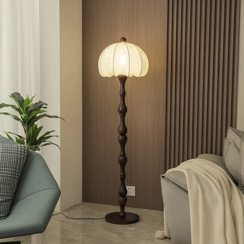 Retro Log Wind mittelalterliche Stehlampe Wohnzimmer