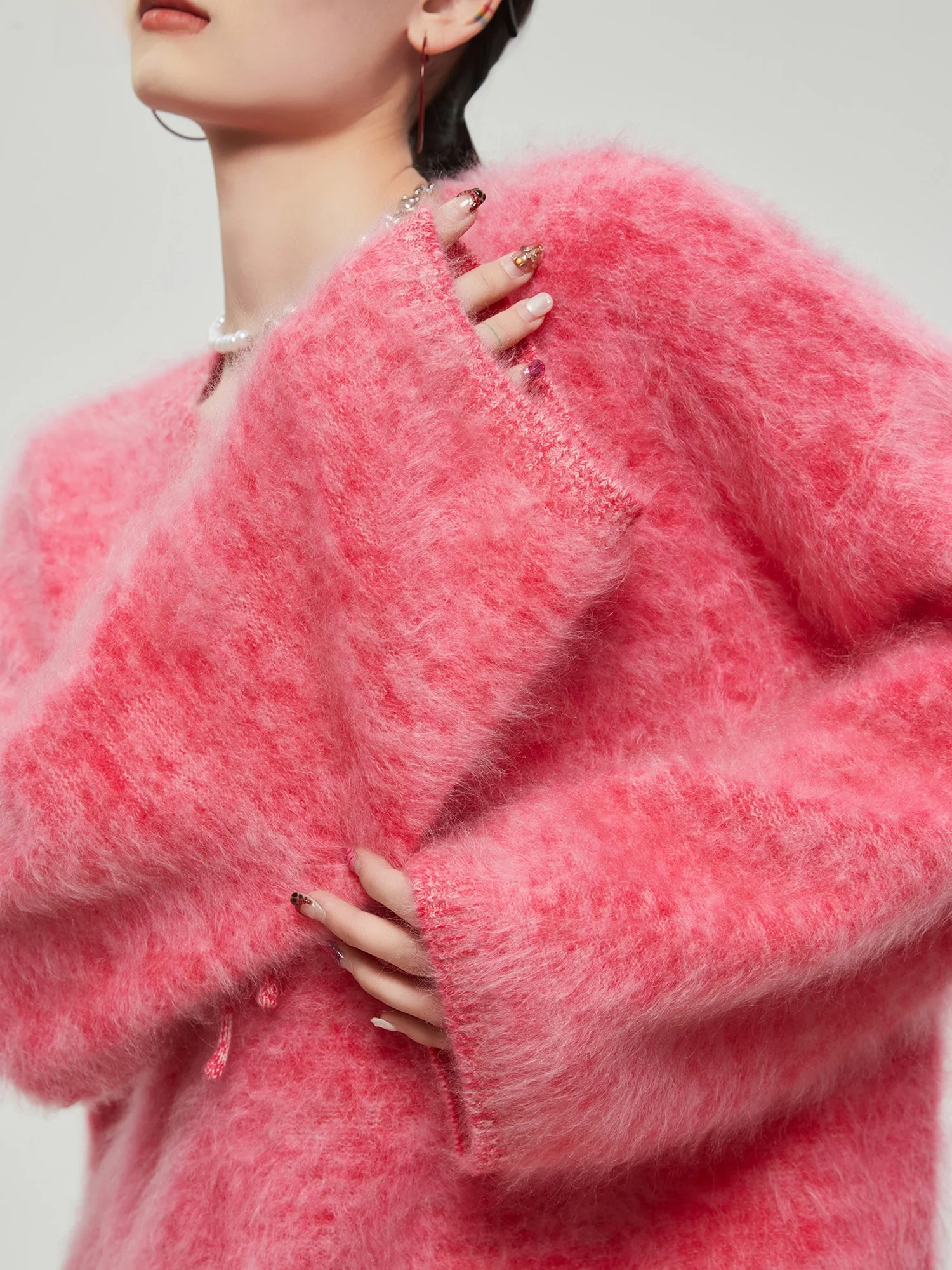 

Розовый вязаный свитер с V-образным вырезом, женский, свободного кроя, модный, зимний, новый, удобный, мягкий, из полиэфирного волокна, с длинными рукавами