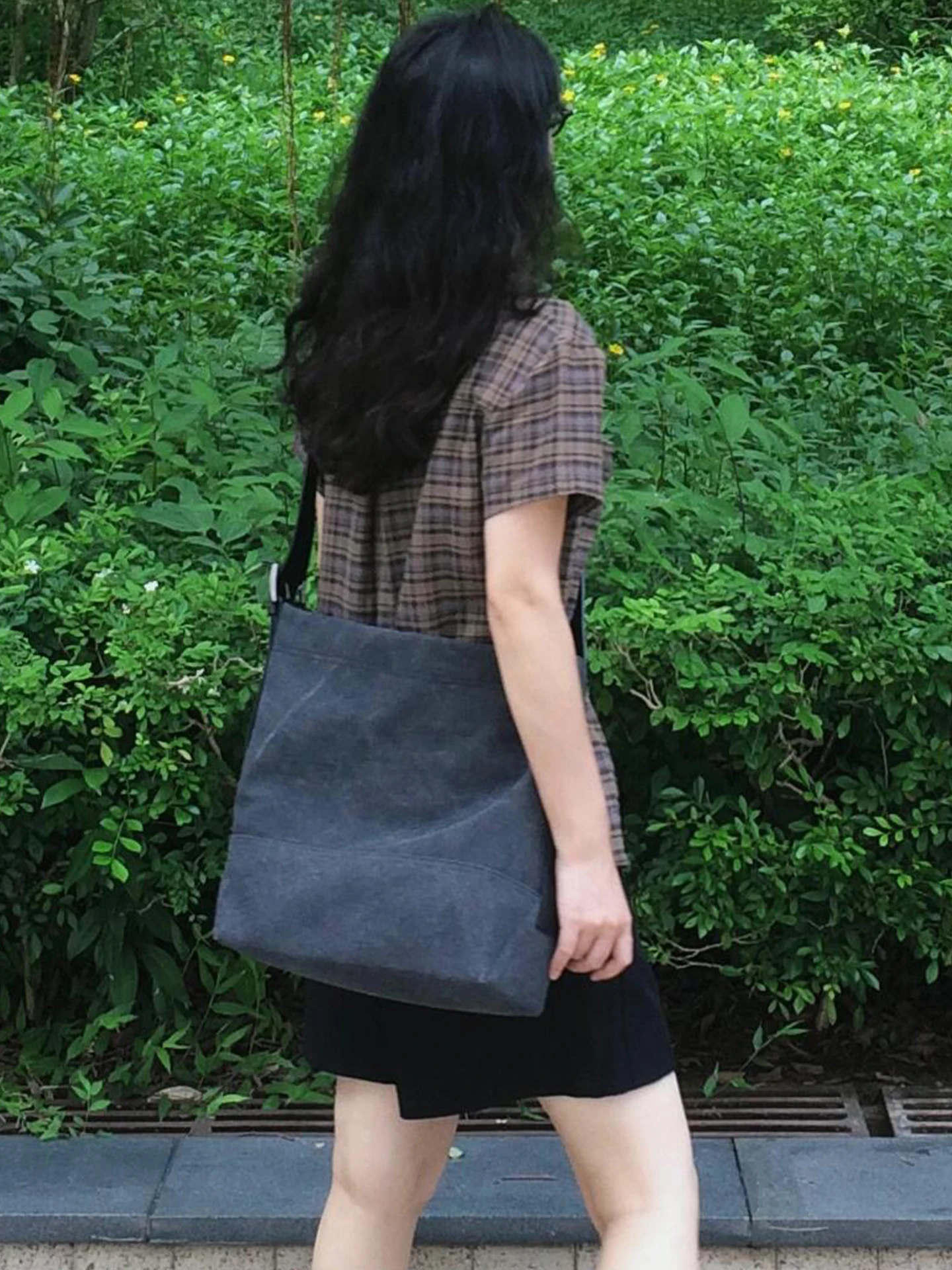 bolsa-tote-de-tecido-canvas-jenni-bolsa-casual-de-ombro-e-transversal-com-maior-capacidade-bolsa-casual-para-mulheres-oaz-a0