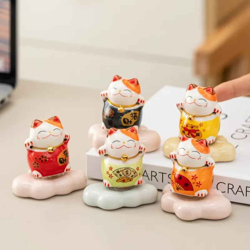 Japanese Ceramic Rotating Lucky Cat Ornament Cute Korean-style Cartoon Animals Turn Around Desktop Decoration Attracting Wealth