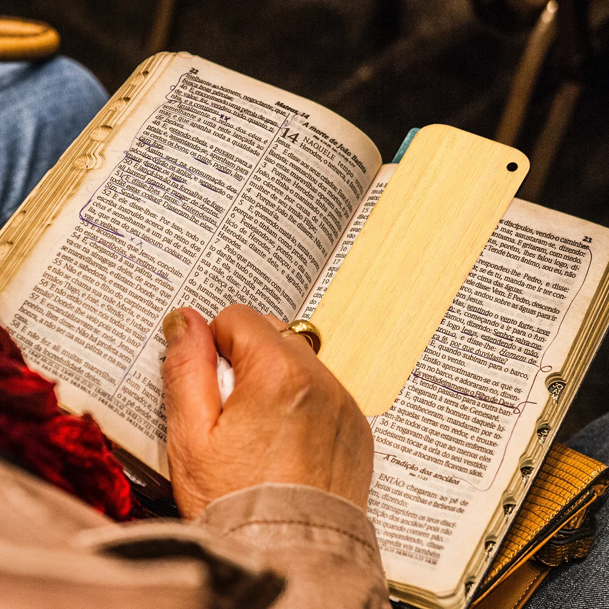 

4Pcs Bamboo Blank Bookmark Creative DIY Handmade Dried Flower Book Decorations Gifts for Readers Students Writers