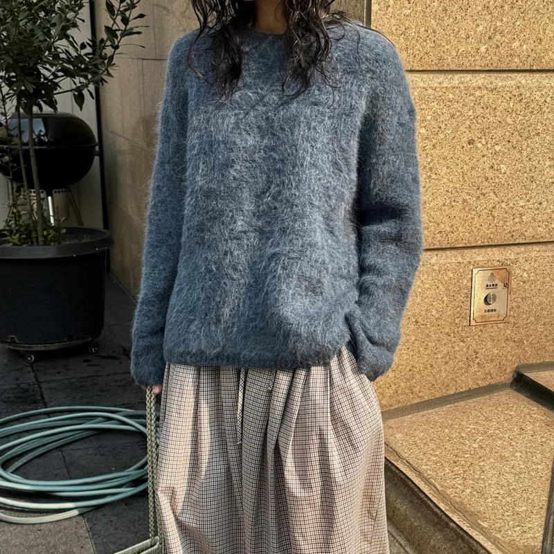 เสื้อไหมพรมถักลำลองสำหรับผู้หญิง คอลเลคชั่นฤดูใบไม้ผลิ/ฤดูร้อน ปี 2025 ดีไซน์เรียบง่าย ผลิตจากเส้นด้ายอัลปาก้าเนื้อหนา สวมใส่สบาย สไตล์สตรีทแวร์