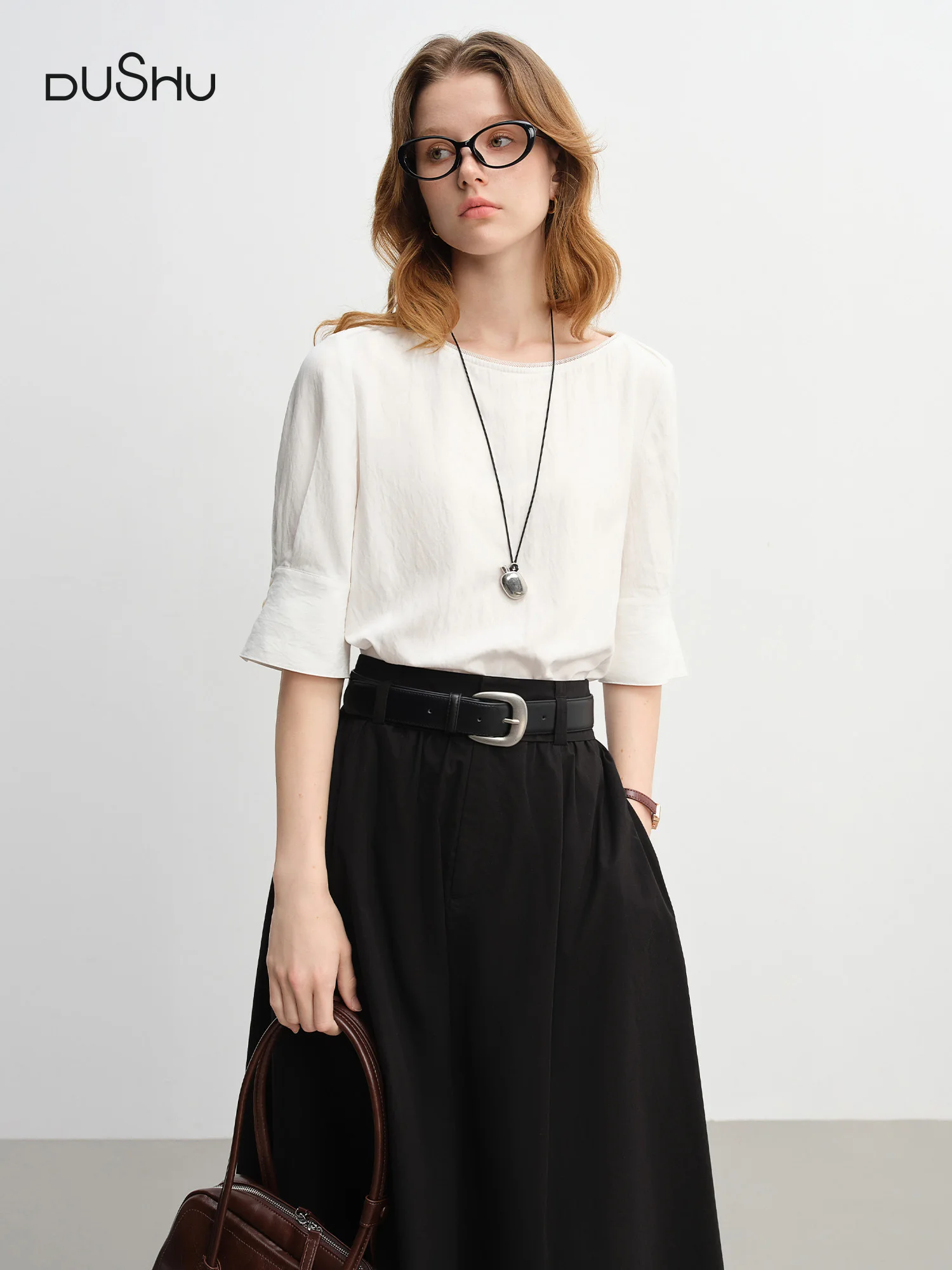 

DUSHU One-shoulder commuter shirt 2025 autumn new simple loose split three-quarter sleeve top 25DS83195