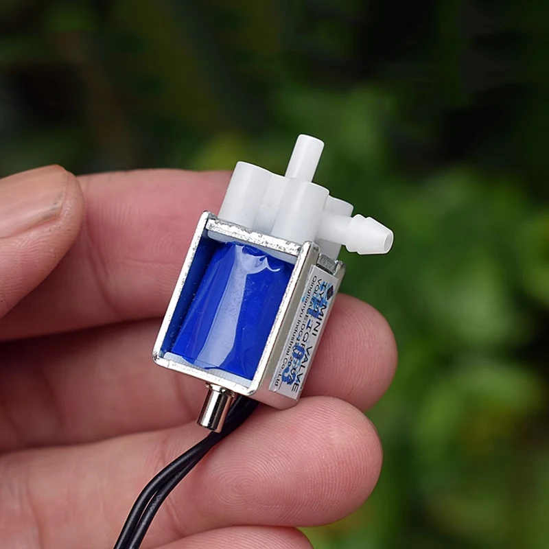 

DC 12V Mini Electric Solenoid Air Valve 2-Position 3-Way Port Air Flow Control Micro Valve DIY Sphygmomanometer Blood Monitor