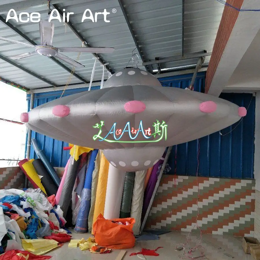 2m/2.5m/3m Diameter Hanging Silver Inflatable UFO Model With Pink Dots For Art Gallery /Museum Decoration Made In China