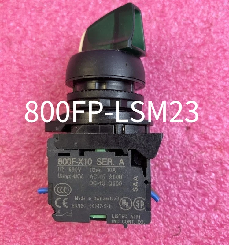 1PC Brand New 800FP-LSM23 Green Illuminated Selector Switch Fast Delivery