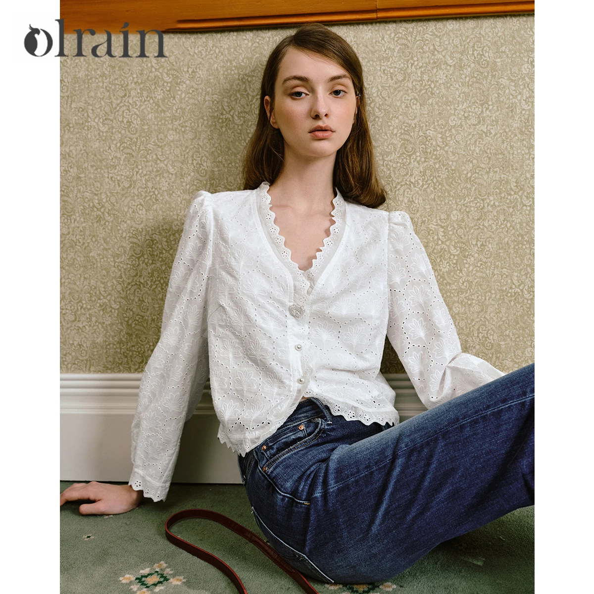 

OLrain Women's French Lace Shirts 2026 Autumn Elegant Solid V-neck Blouse Long Sleeve Embroidered Female Tops M57QX000158