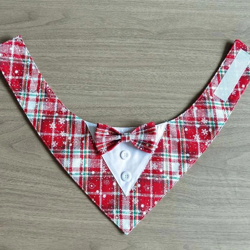 Popular Christmas Plaid Snowflake Pet Triangle Scarf Washable Color-free Soft Skin-friendly Velcro Dog Saliva Scarf