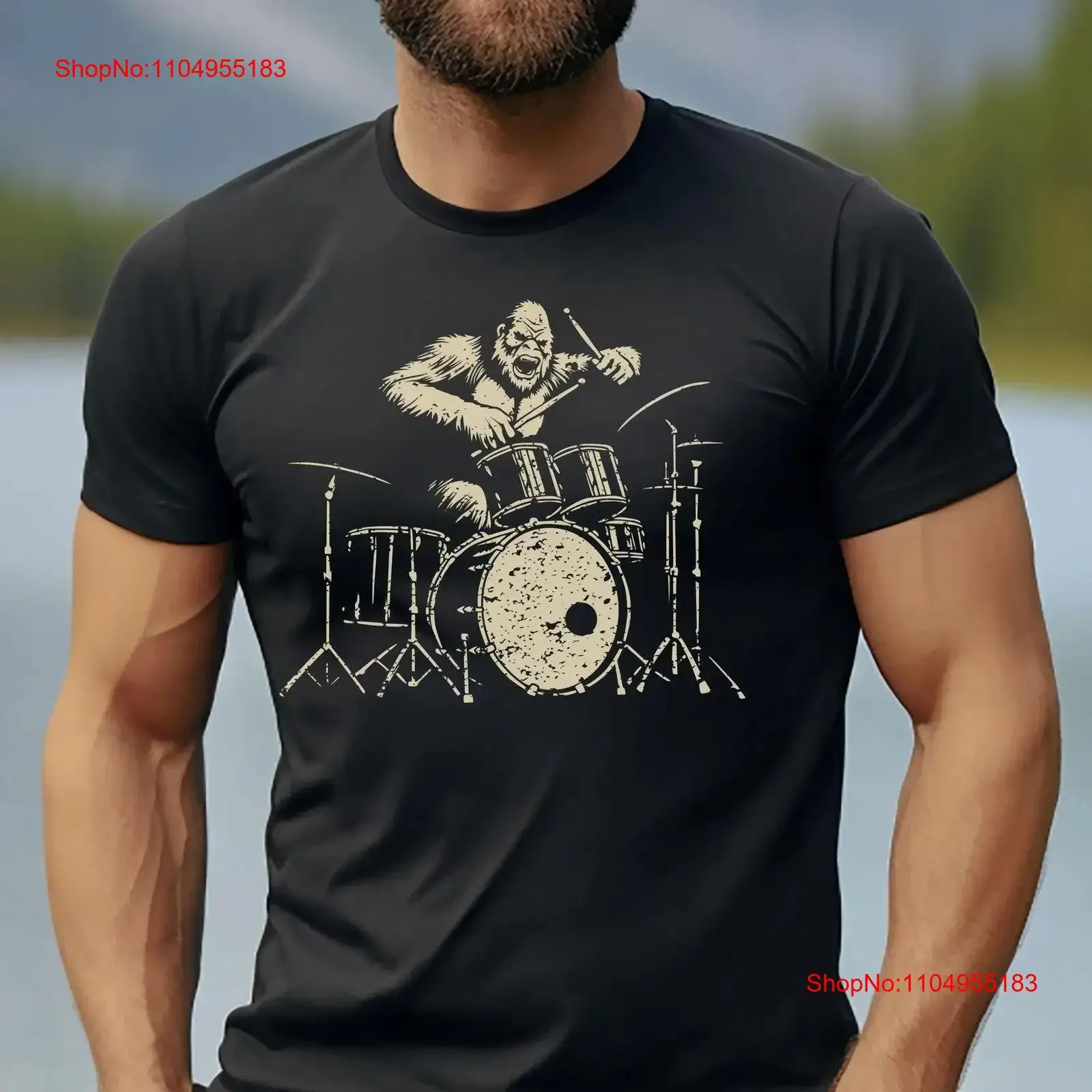 Sasquatch لعب الطبول تي شيرت بيج فوت الطبال مضحك Cryptid الموسيقى الجدة للموسيقيين مهرجان ارتداء خمر غسلها