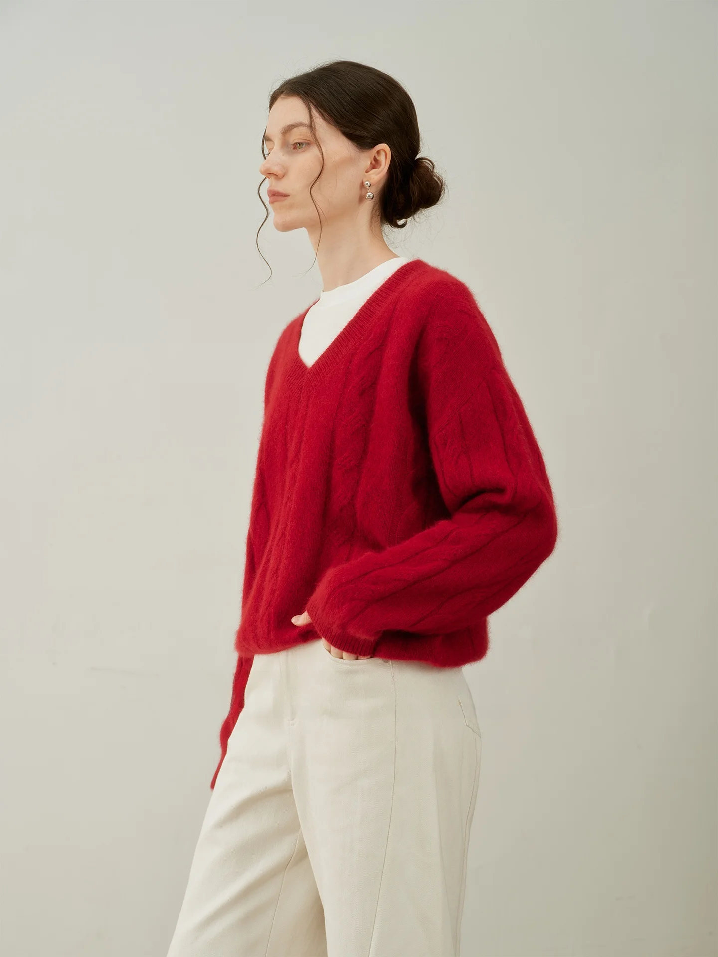 

ISENSEE Высококачественный свитер из мериносовой шерсти с V-образным вырезом, свободного кроя, для женщин, осень-зима, вязаный, с длинными рукавами, простой стиль