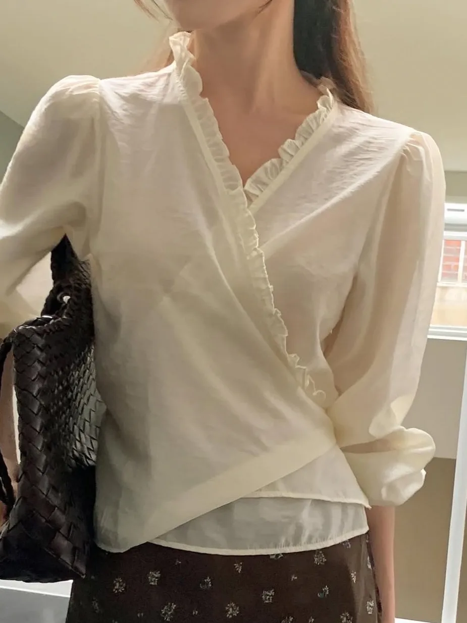 Slimming Chic Ladies Shirt Unique Beautiful French Style Lace Top Asymmetrical Hem Earlet Design Women's Premium Fashion