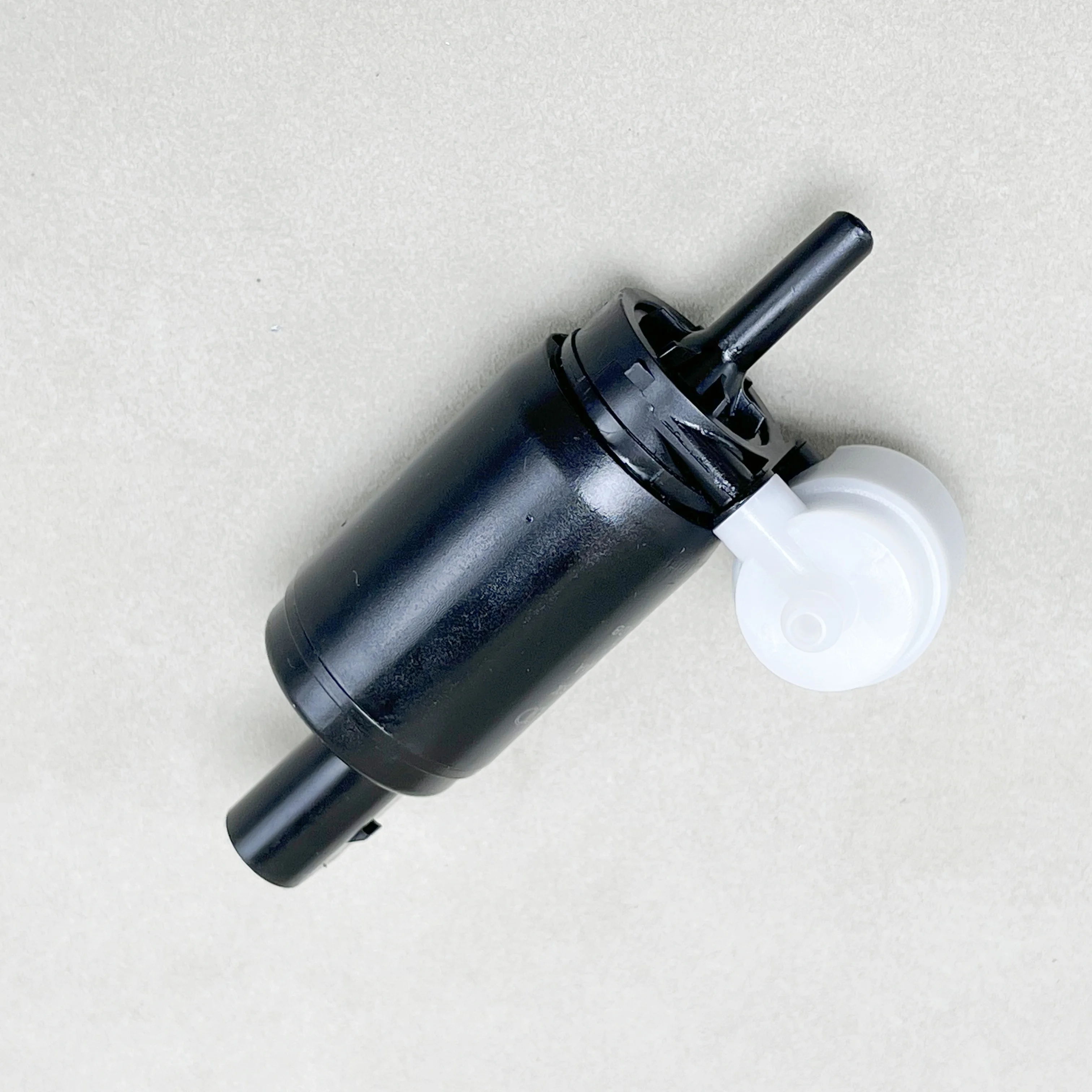 OEM Windshield Wiper Washer Water Pump Motor for Polo Octavia Passat B7 Golf MK6 MK5 1KD955651A 1KD 955 561 A