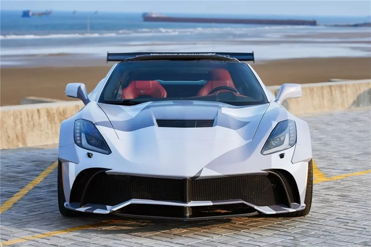 Perfect Quality Automotive Parts Carbon Fiber Fender Suitable for Corvette C7/Z51 Front Wide Fender Mudguard 2013-2019