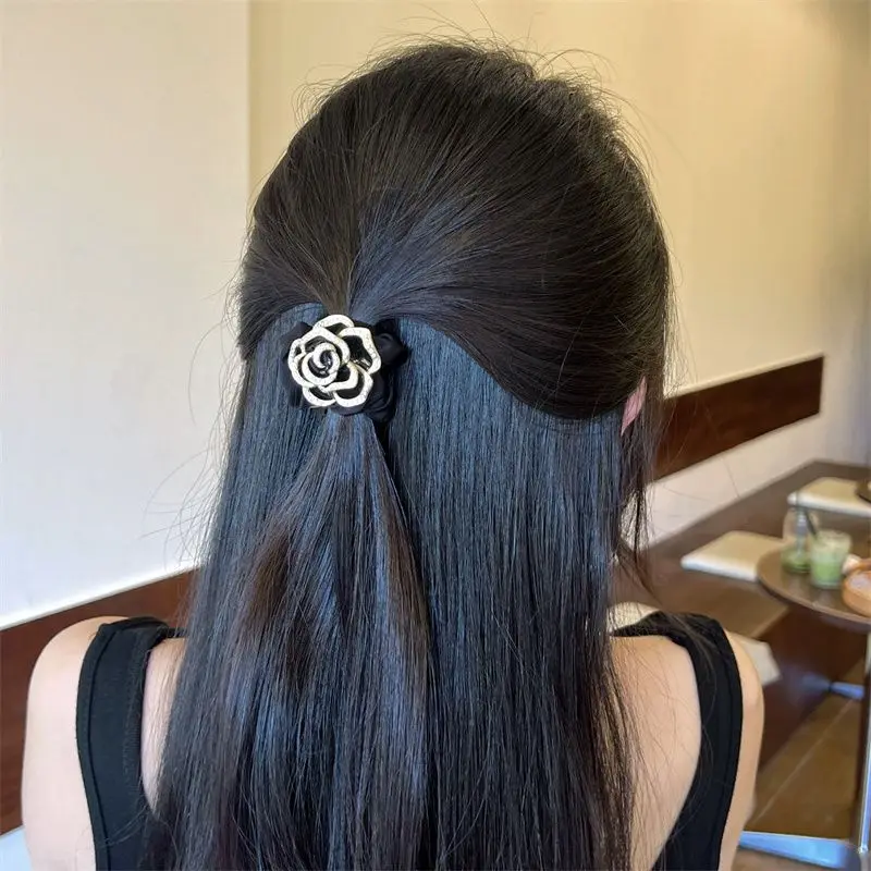 Elegant Rhinestone Camellia Flower Tie Large Intestine Ring Simple Girls Rubber Bands Hair Band Headwear Hair Accessoires