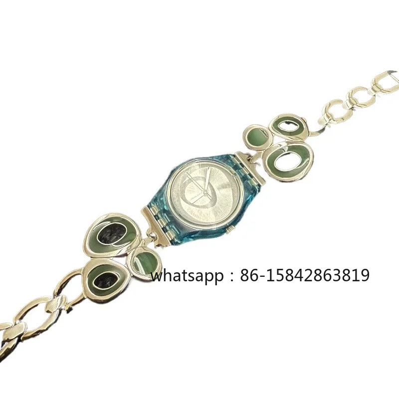 Vintage Medieval Watch Retro Niche Simple Metal Quartz Watch