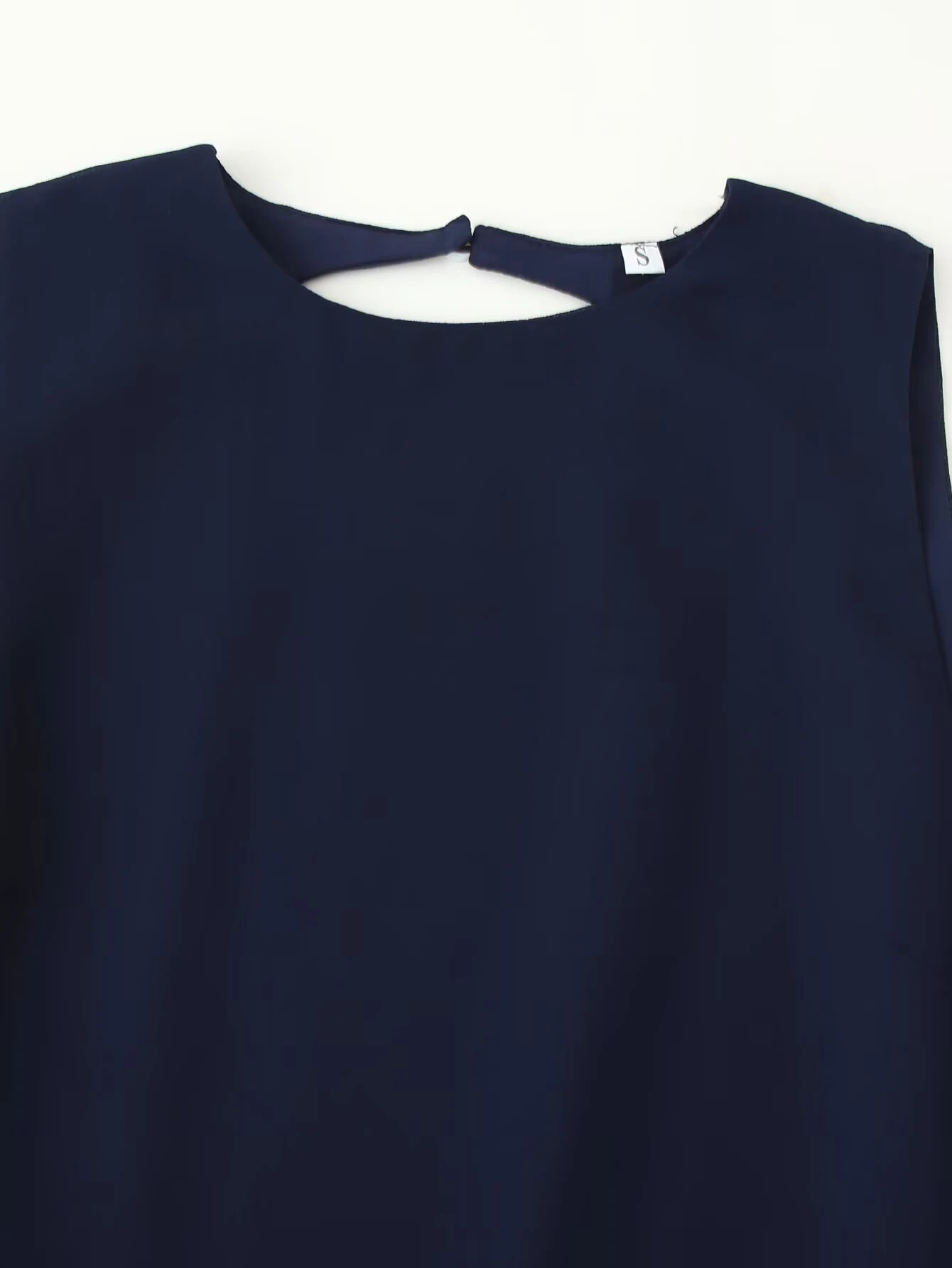 نمط الخريف الجديد النمط الأوروبي والأمريكي المرقعة المتناقضة شرابة الديكور بلا أكمام الجوف خارج تنورة طويلة عارية الذراعين