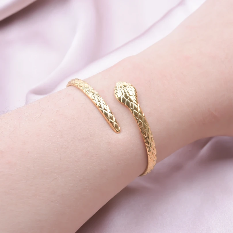Fashion Simple Snake Shaped Open Cuff Bracelet Handcrafted Punk Stainless Steel Cuff Bangles Women Girls Birthday Jewelry Gifts