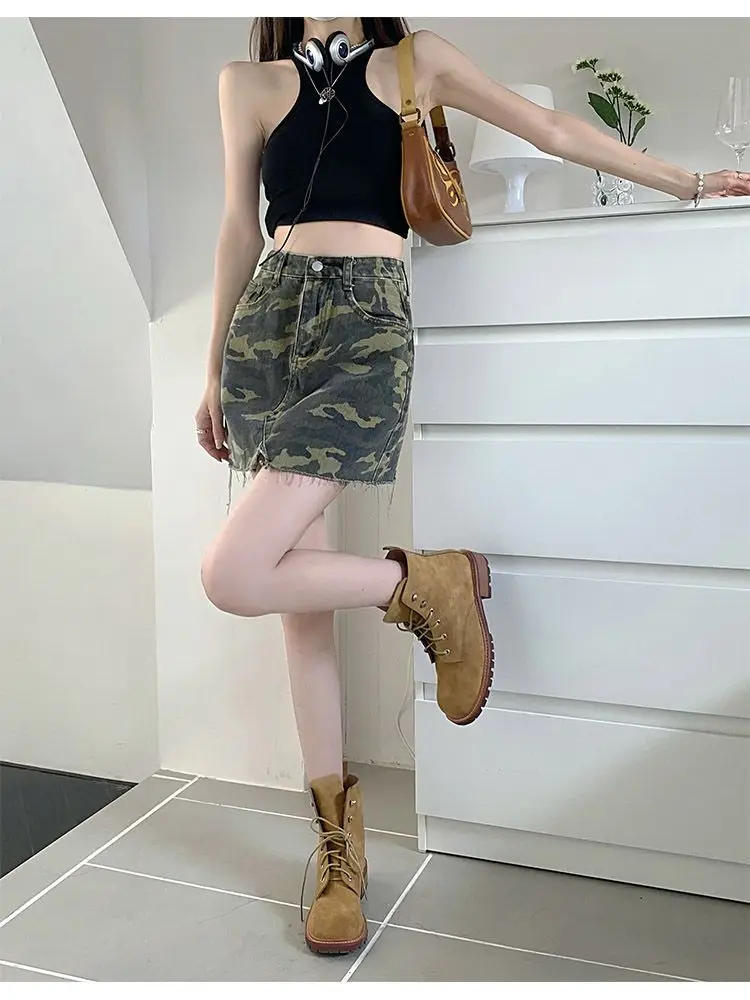 Mini saia jeans retrô de cintura alta feminina, saia camuflada com bolsos, dividida, americana, verão, rua, 2024