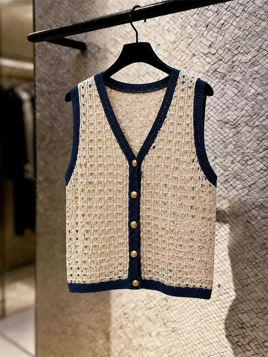 

Color Block V-Neck Sleeveless Knitted Vest Versatile Stylish Summer Casual Women's Top Poem Art Silk Blend Straight Cut Commu...