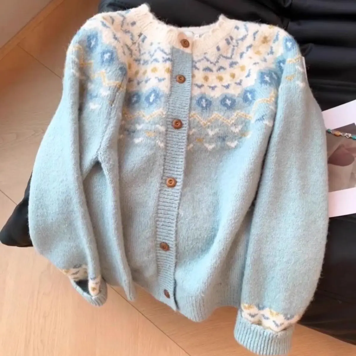 

Gagarich Fashion Knitted Sweater Cardigan Jacket Women 2025 Spring New Retro Loose Lazy Style Cardigan Top