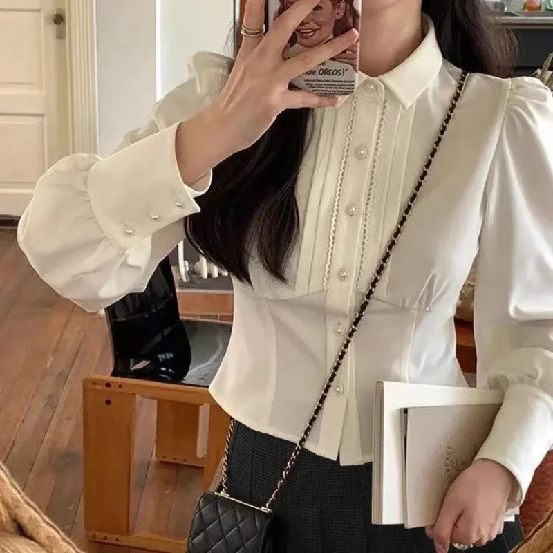 Francês chique manga comprida camisas brancas mulheres 2025 outono doce fino ajuste cintura colheita topo vintage versátil blusa