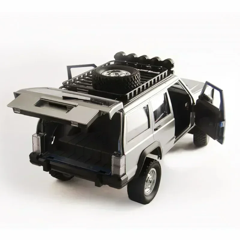 Mn78 1/12 Rc Car Cherokee Model 2.4g Off Road 4x4 Zdalnie sterowany samochód Jeep Led Light 4wd Wspinaczka Elektryczny samochód zabawkowy Prezent