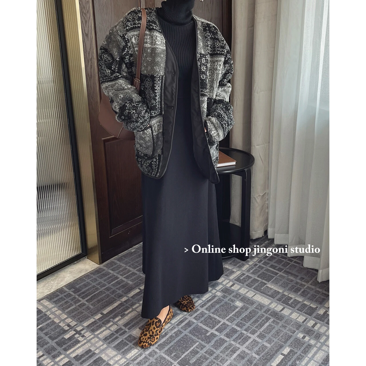 2022 Women Plaid Woolen Faux Fur Teddy Jackets Blazer Trench Coats Y2k Clothes Parkas Heavy Down Winter Oem Stylish Outerwear