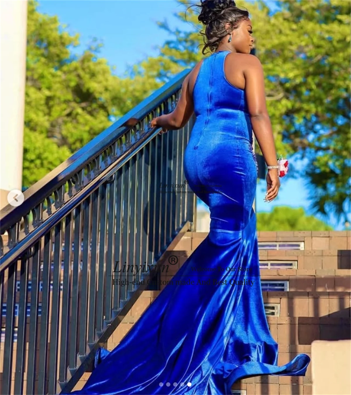 Royal Blue Velvet Mermaid Prom Dresses Luxury Beaded Crystals Black Girls Evening Party Gowns Customized Long robe de soirée