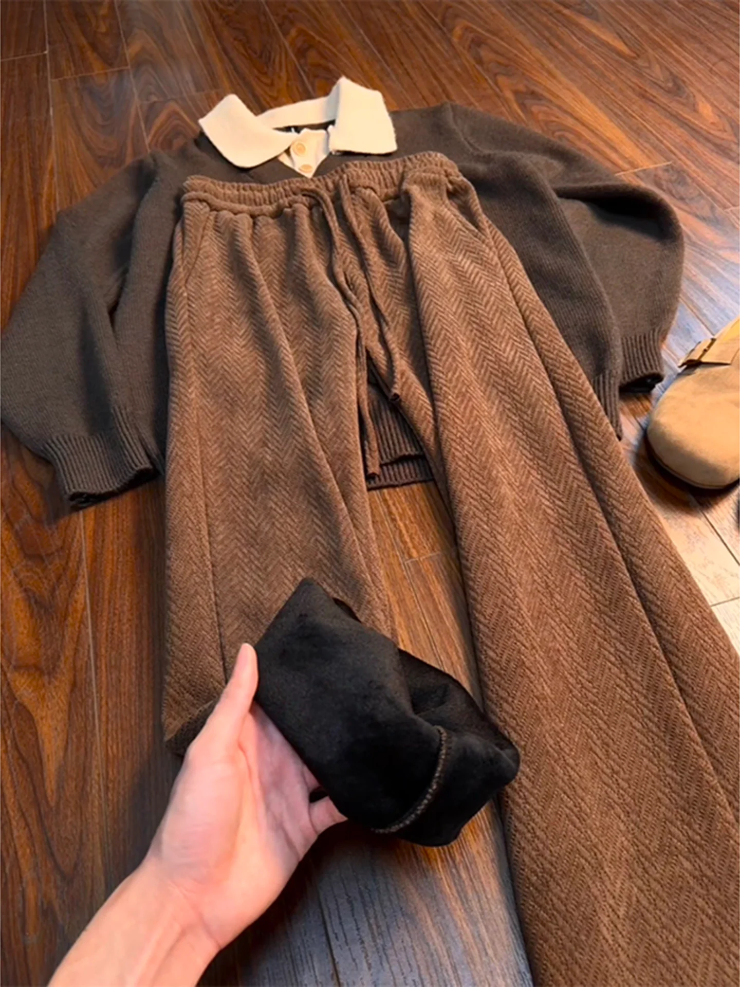 

Thiened вельветовые мужские повседневные брюки осень-зима теплые брюки в стиле ретро с плоской передней частью с застежкой-молнией и завязкой на талии