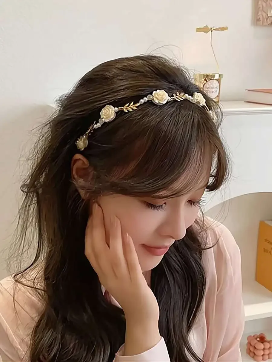 

Обруч для волос с жемчугом и розами, французская ретро-повязка для женщин, свадебный аксессуар для невесты