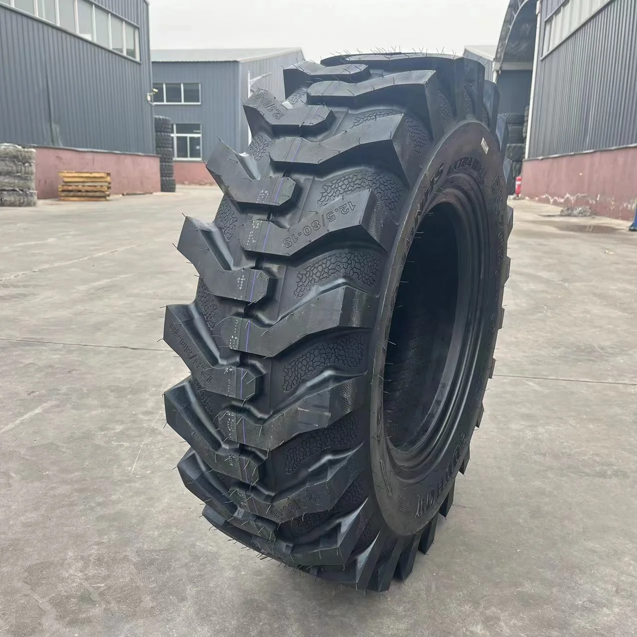 industrial agricultural tyre 12.5/80-18 16.9-28 17.5L-24 19.5L-24 Tubeless tyre with good prices