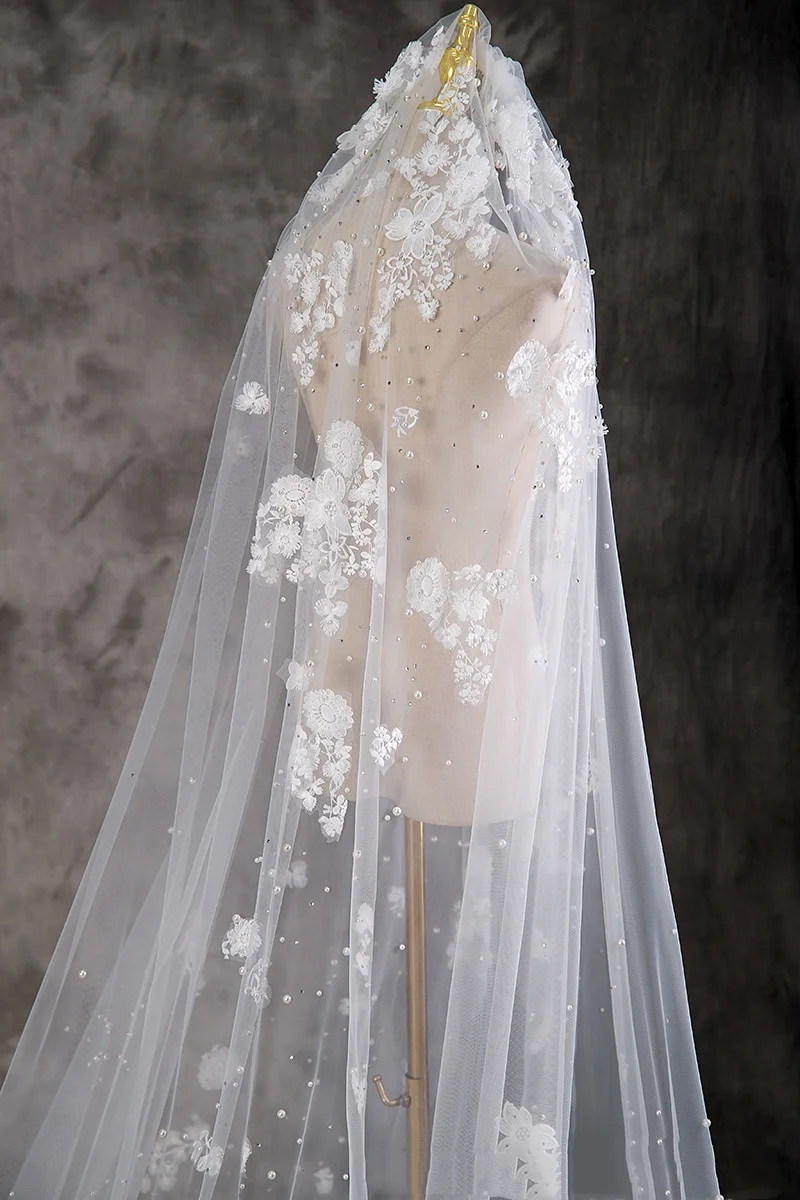 ไข่มุกGorgeous Wedding Veil Appliquesหนึ่งชั้นยาวCathedralความยาวVeils Applique Edge Big Tail Velo De Cabezaที่กําหนดเอง