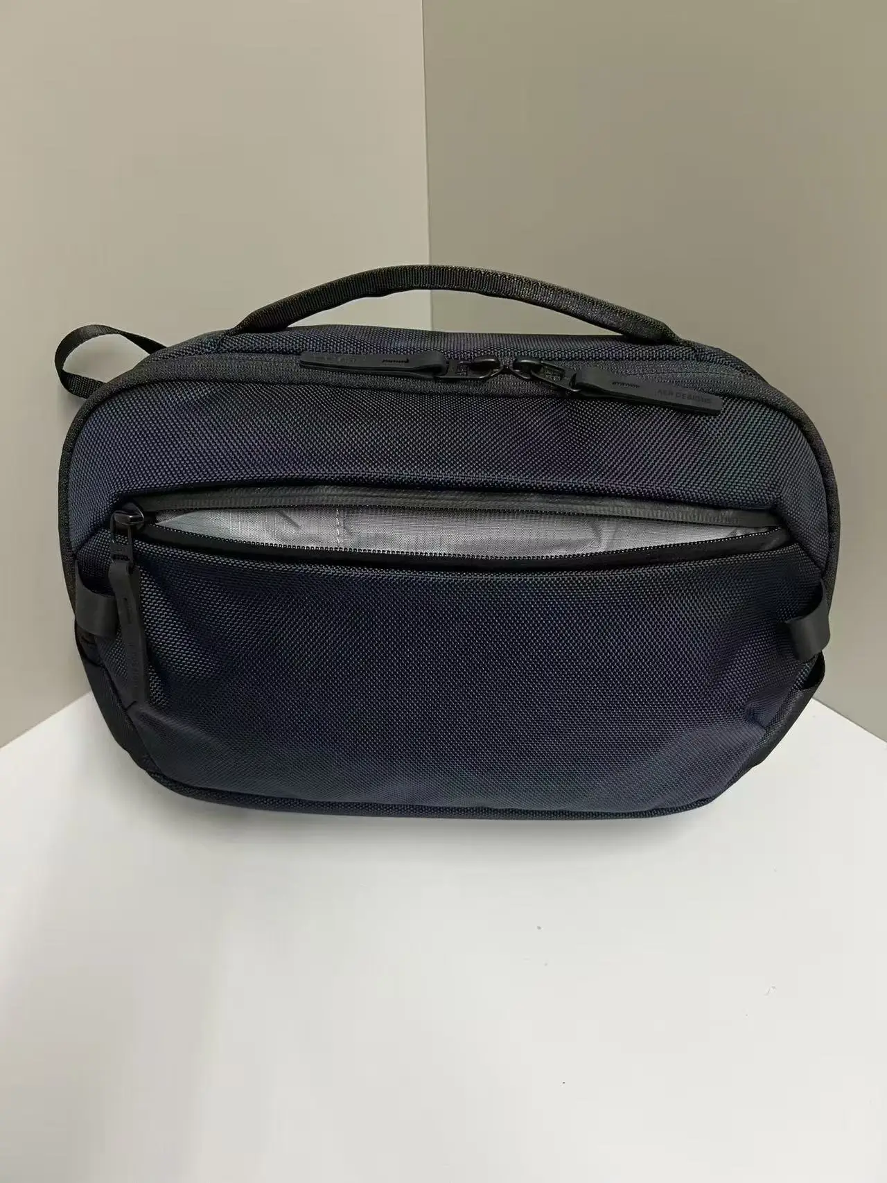 Bolso Bandolera Day Sling 4 Max de Nailon X-Pac de 6L, Gran Capacidad, Resistente al Agua, Elegante, Bolso Cruzado, Bolso de Pecho, Bolso Mensajero, Duradero