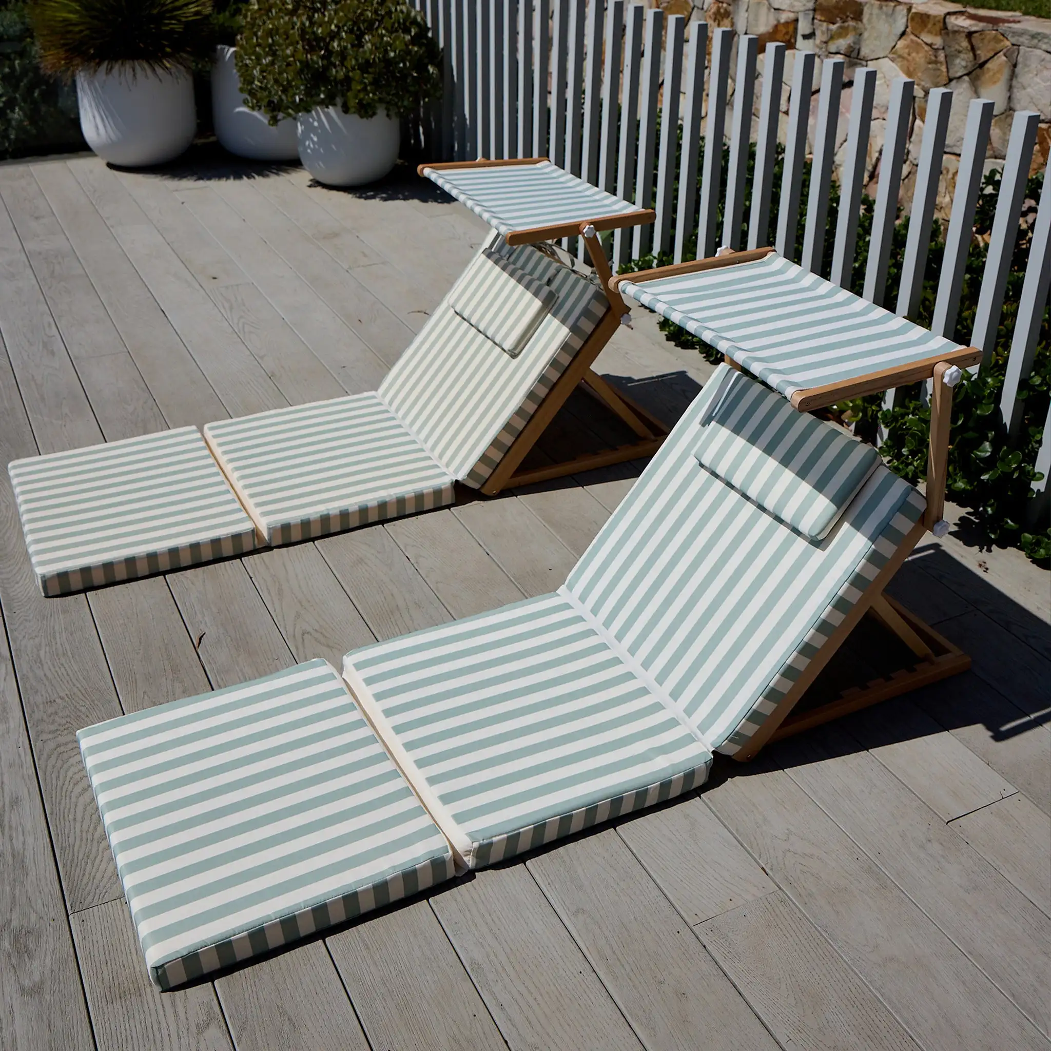 & Poolside Beech Wood Lounger Daybed Deck Chair for Pool House Beach Patio Cottage Courtyard Outdoor