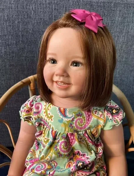 SINO-BB Fornecimento limitado personalizado 28 polegadas Reborn Baby Cammi com cabelo enraizado à mão já acabado boneca menina com vestido diferente