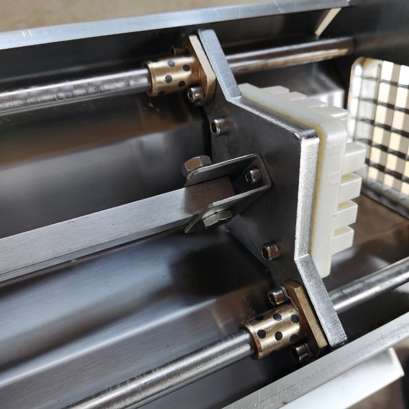 ماكينة تقطيع البطاطس المقلية التجارية لرقائق البطاطس الكهربائية ماكينة تقطيع فواكه الخضروات الصغيرة بسيطة ومريحة