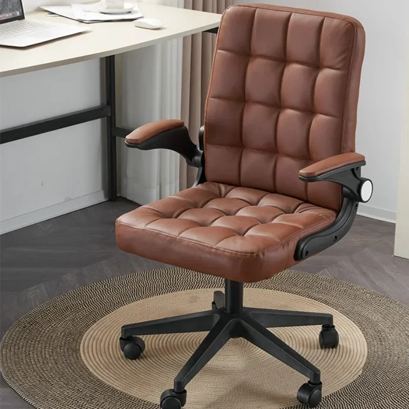 Leichte Bürostühle, ergonomische Gaming-Lounge, Chefbürostühle, drehbar, bequeme Büromöbel von Sedia Da Scrivania