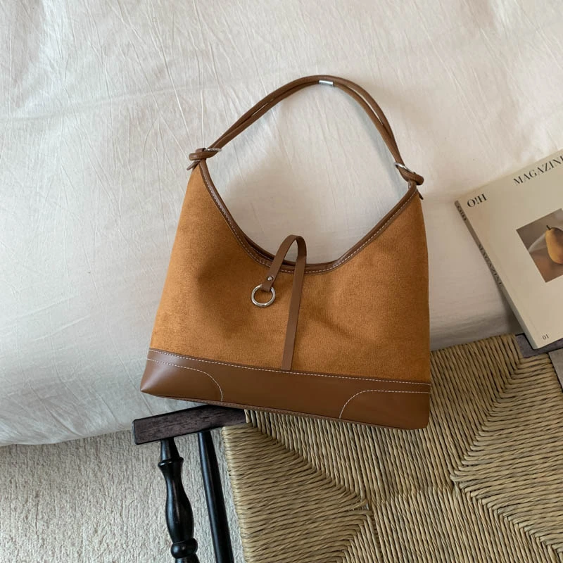 

Модная женская сумка через плечо с буквенным логотипом. Модный дизайнерский парижский модный шоппер.