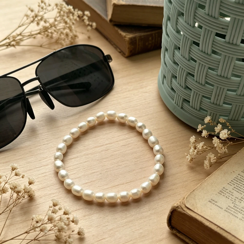 Good Quality 3-8mm Rice Shape Freshwater Pearl Bracelet 18cm Elastic String Weak Light Pearl Bracelet  Jewelry Gift