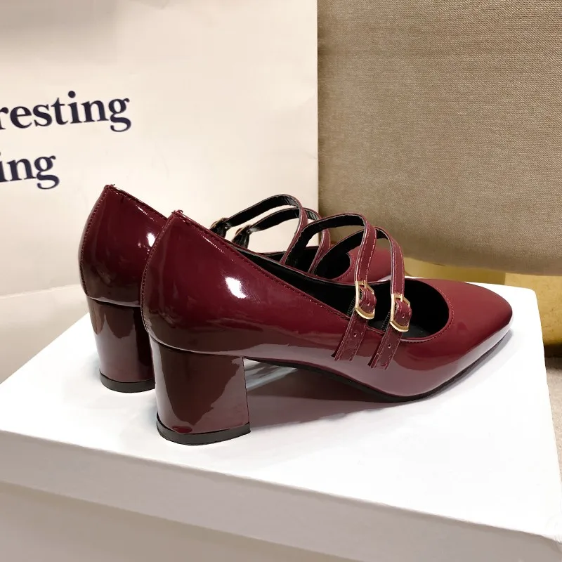 DOGHC-Zapatos De Tacón Alto De Charol Para Mujer, Calzado Retro Versátil Con Punta Cuadrada Y Doble Hebilla, novedad De 2024