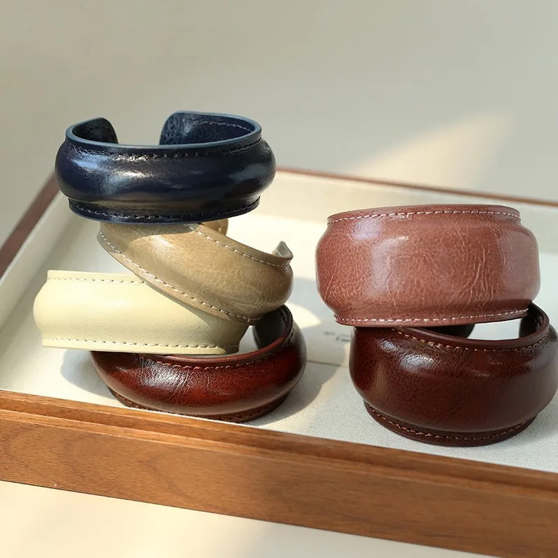 

Natural Leather Band Bracelet Bangles Women Jewelry Designer T Show Runway Gown INS Japan Korean