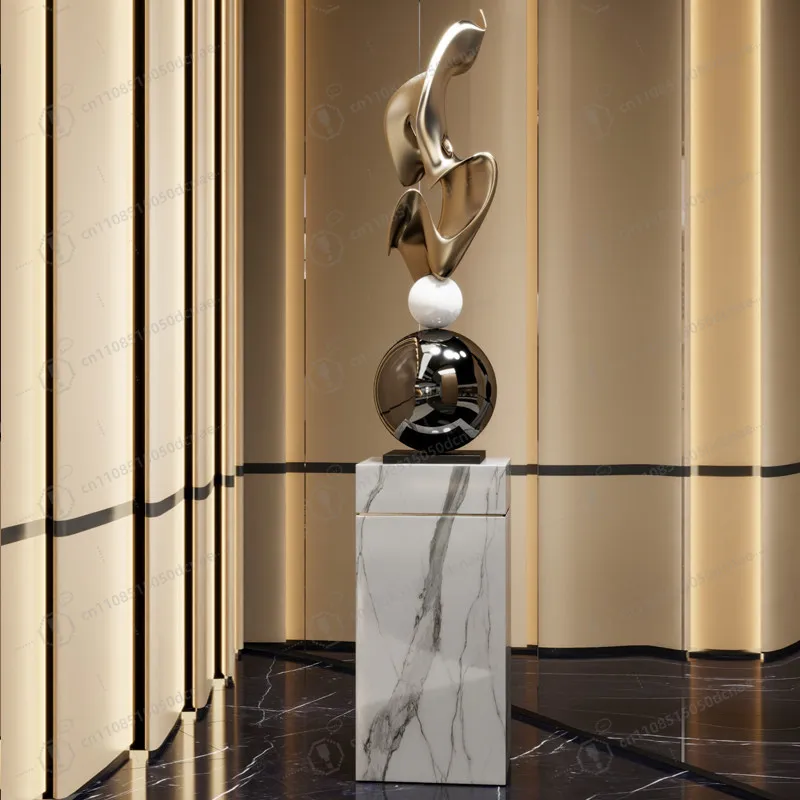 

Элитные современные нишевые художественные крупногабаритные скульптуры, напольные украшения от пола до потолка, декор для лобби отеля, элитные украшения для входа в гостиную.