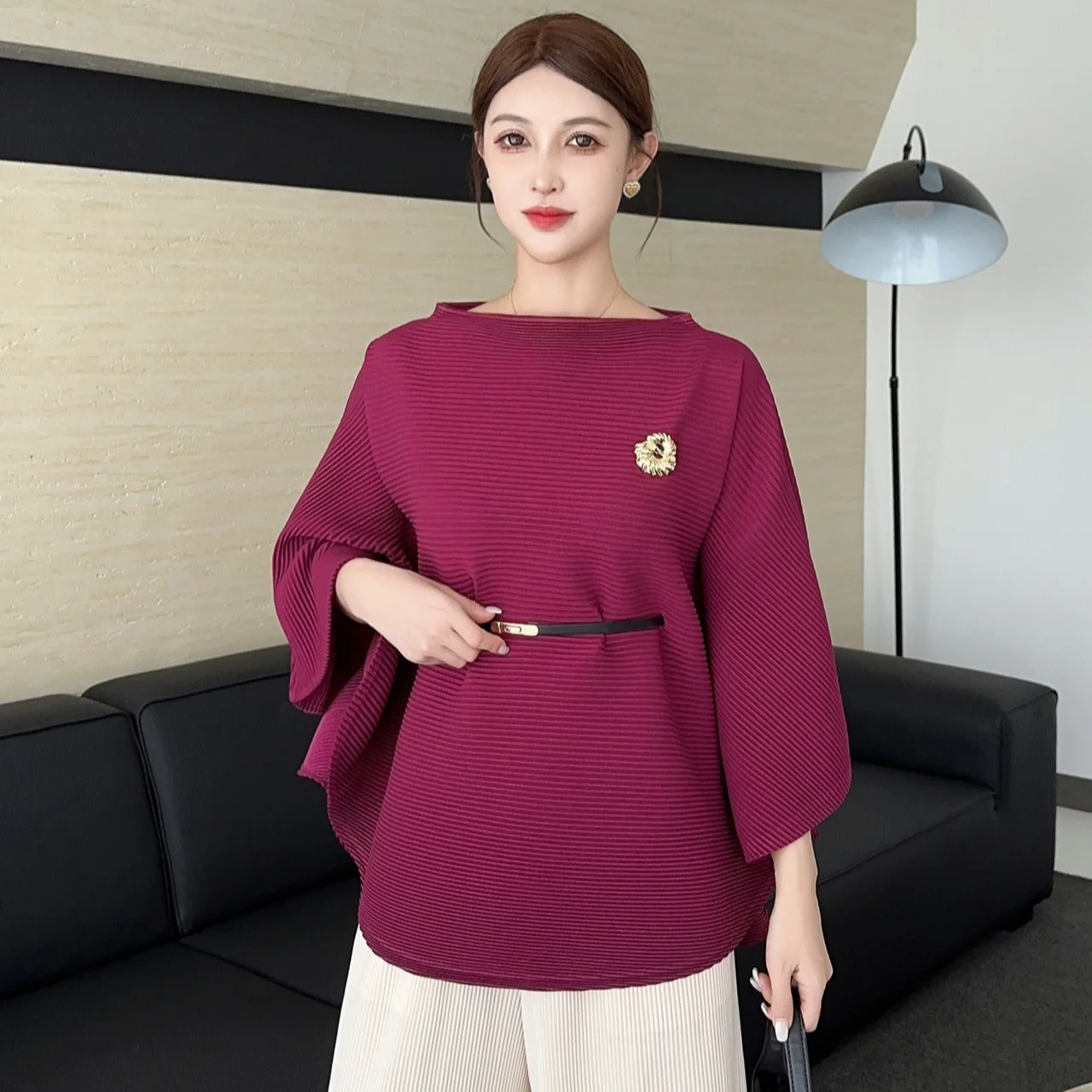 

Miyako's New Spring and Autumn Fashionable Solid Color Wool Top for Women One-shoulder Bat Sleeve Loose Knitted Sweater
