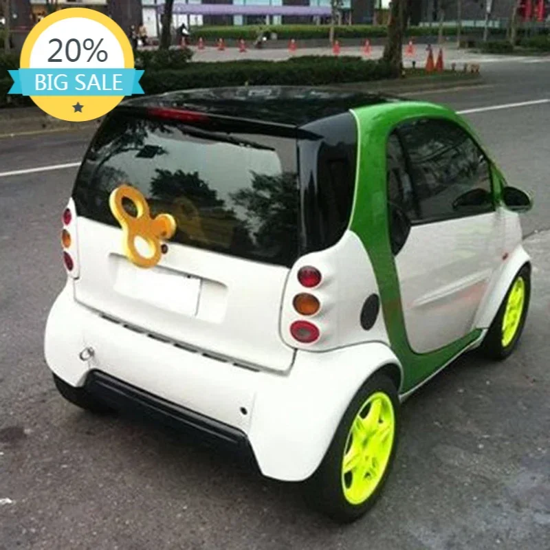 

3D Car Wind Up Key, Cute Clockwork Wind Up Key For Back Of Car Roof Decoration 3D Car Stickers Peculiar Auto Sticker Decor