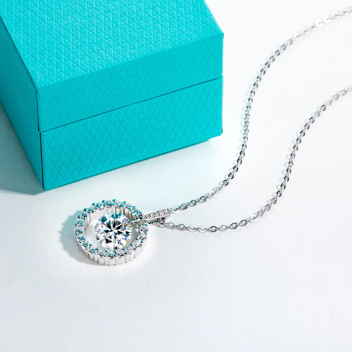 AnuJewel 3ct D Color Moissanite Diamond Halo Pendant Necklace 925 Sterling Silver Valentine's Day Gifts Jewelry Wholesale