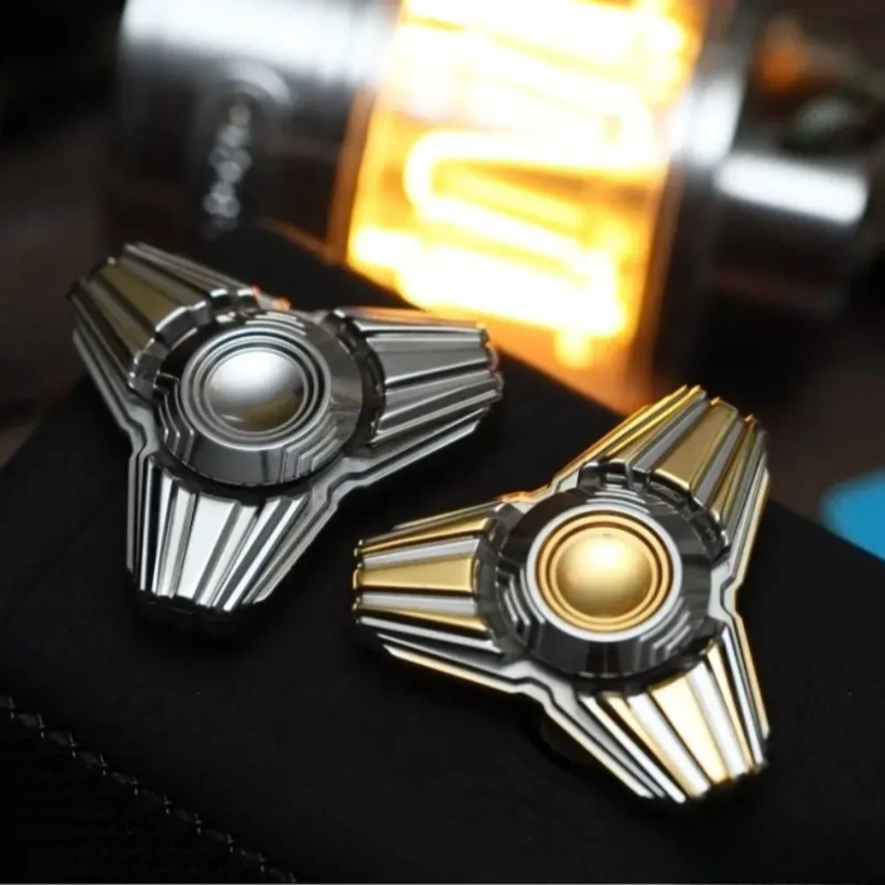 Pangolin Studio & KAIS Zonder Randen Fidget Spinner Fidget Speelgoed Voor Volwassenen Draagbare Bureau Accessoires Angst Speelgoed