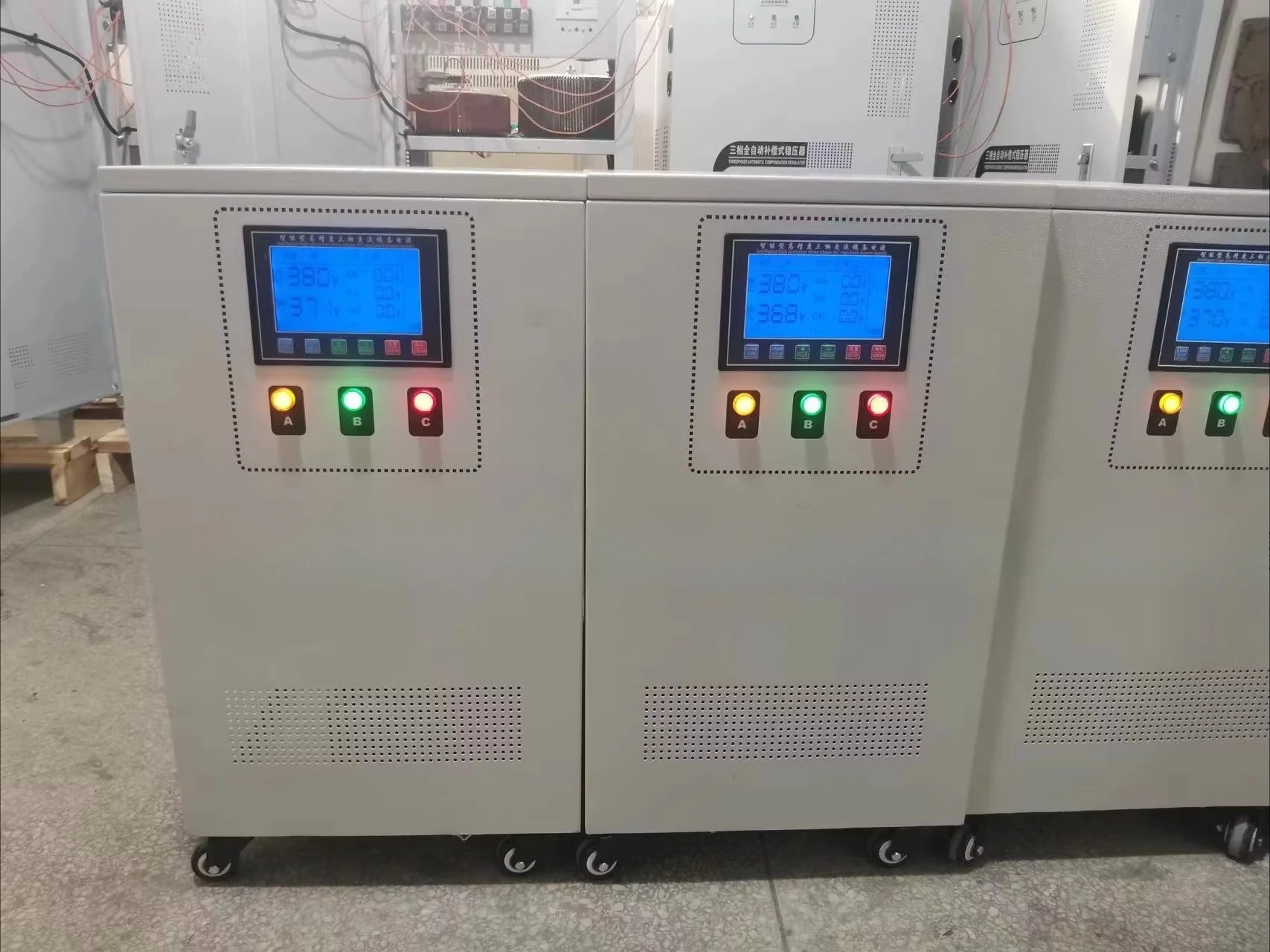 Servo motor type 7.5kva 6000 watts 6KW automatic regulator 220 volts single-phase regulator 6000 watts regulator