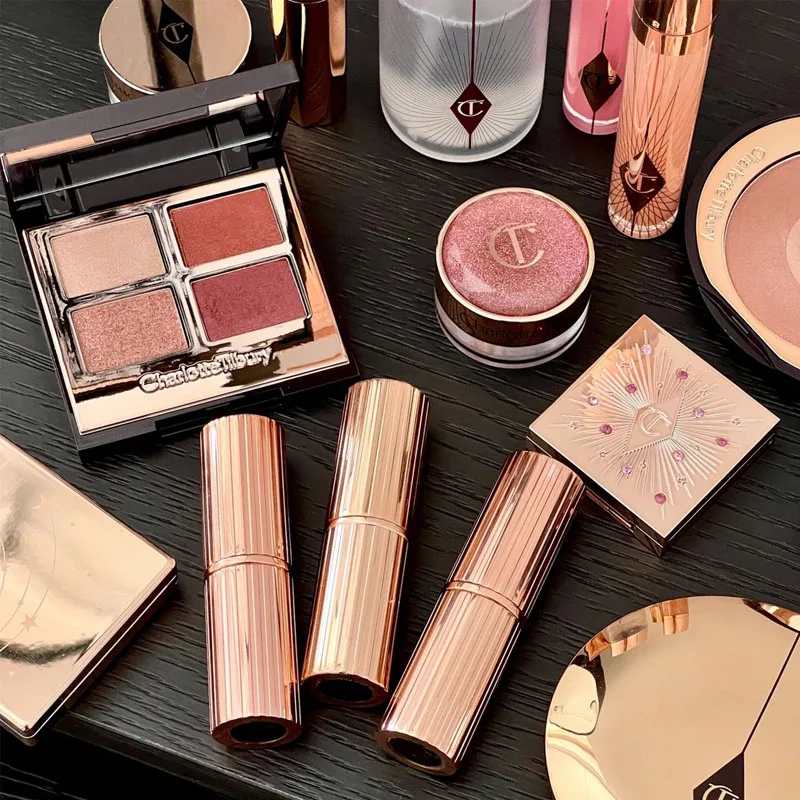 

CT Four-color Color Palette Pillow Talk Eraggera Eyes Gold Pearl Effect Excellent Coloring Tube Lipstick Water Gloss Lip Gloss