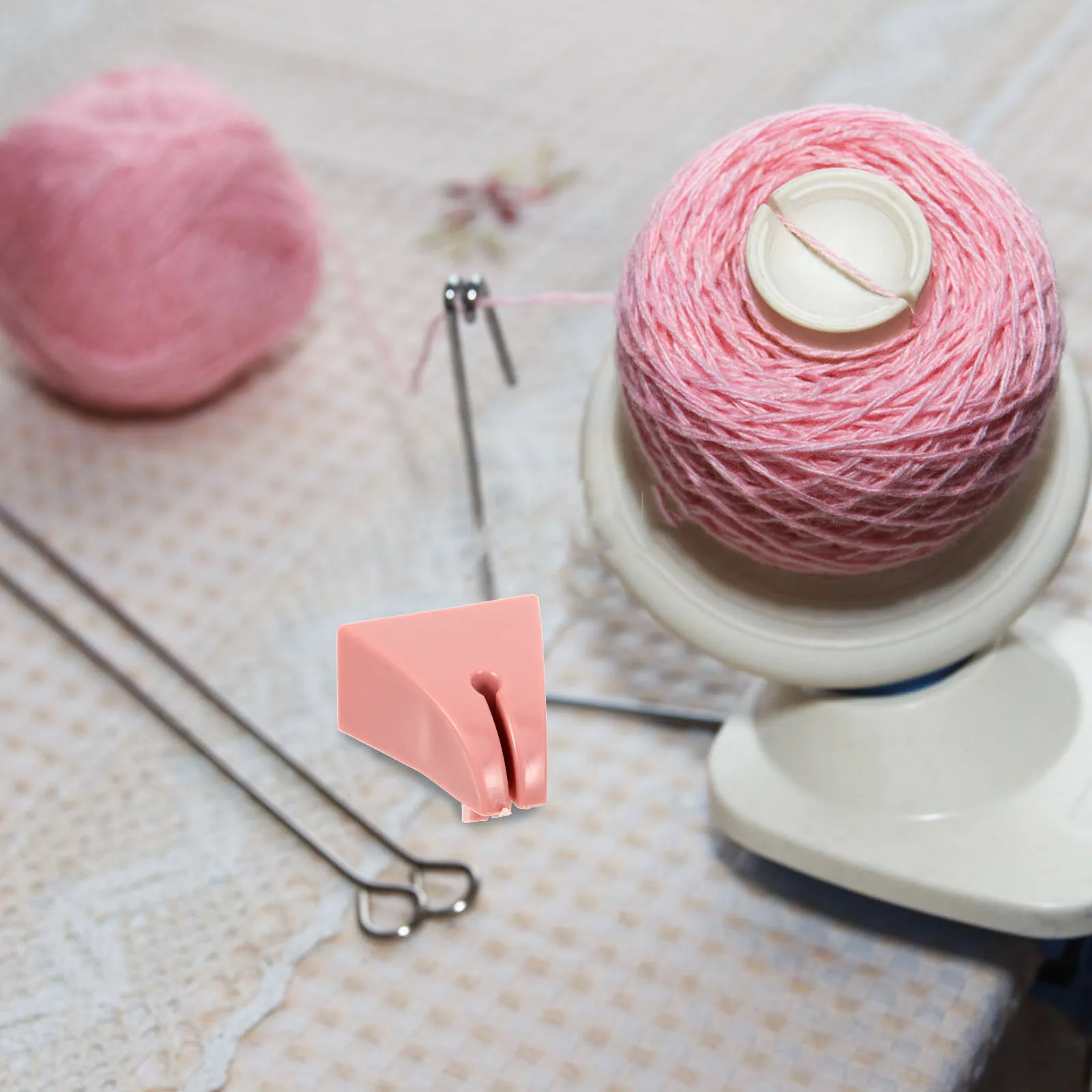 محول فم الغزل آلة الحياكة البلاستيكية جزء دليل خيط مدمج خالي من الأزيز لآلة الحياكة فتحة غزل الصوف